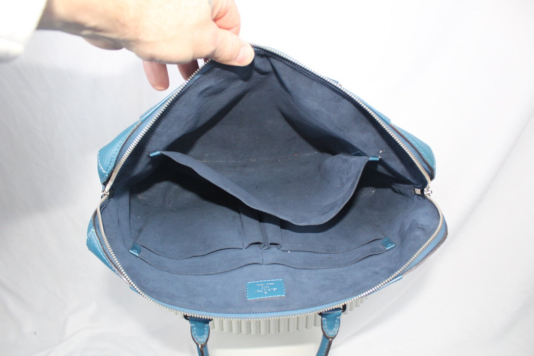 Louis Vuitton Porte Documents Azure Blue