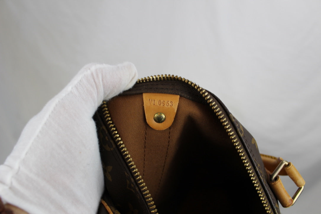 Louis Vuitton Keepall 50 Bandouliere