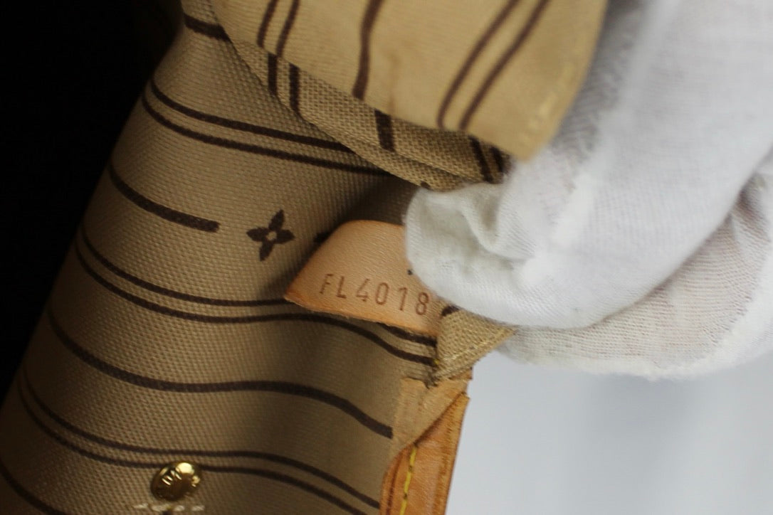 Louis Vuitton Neverfull MM