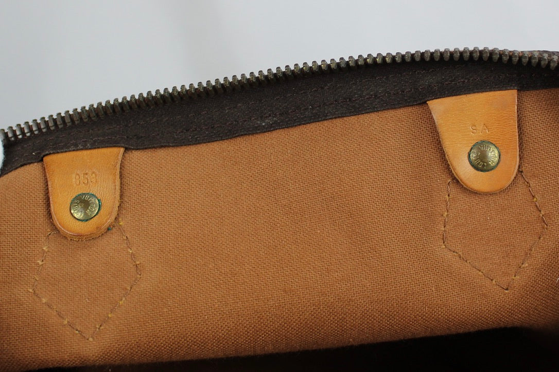 Louis Vuitton Speedy 40