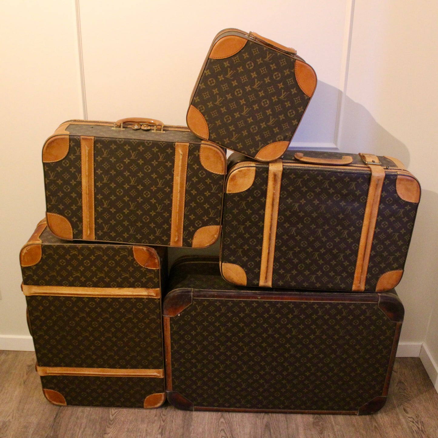 Louis Vuitton Stratos Collector Set