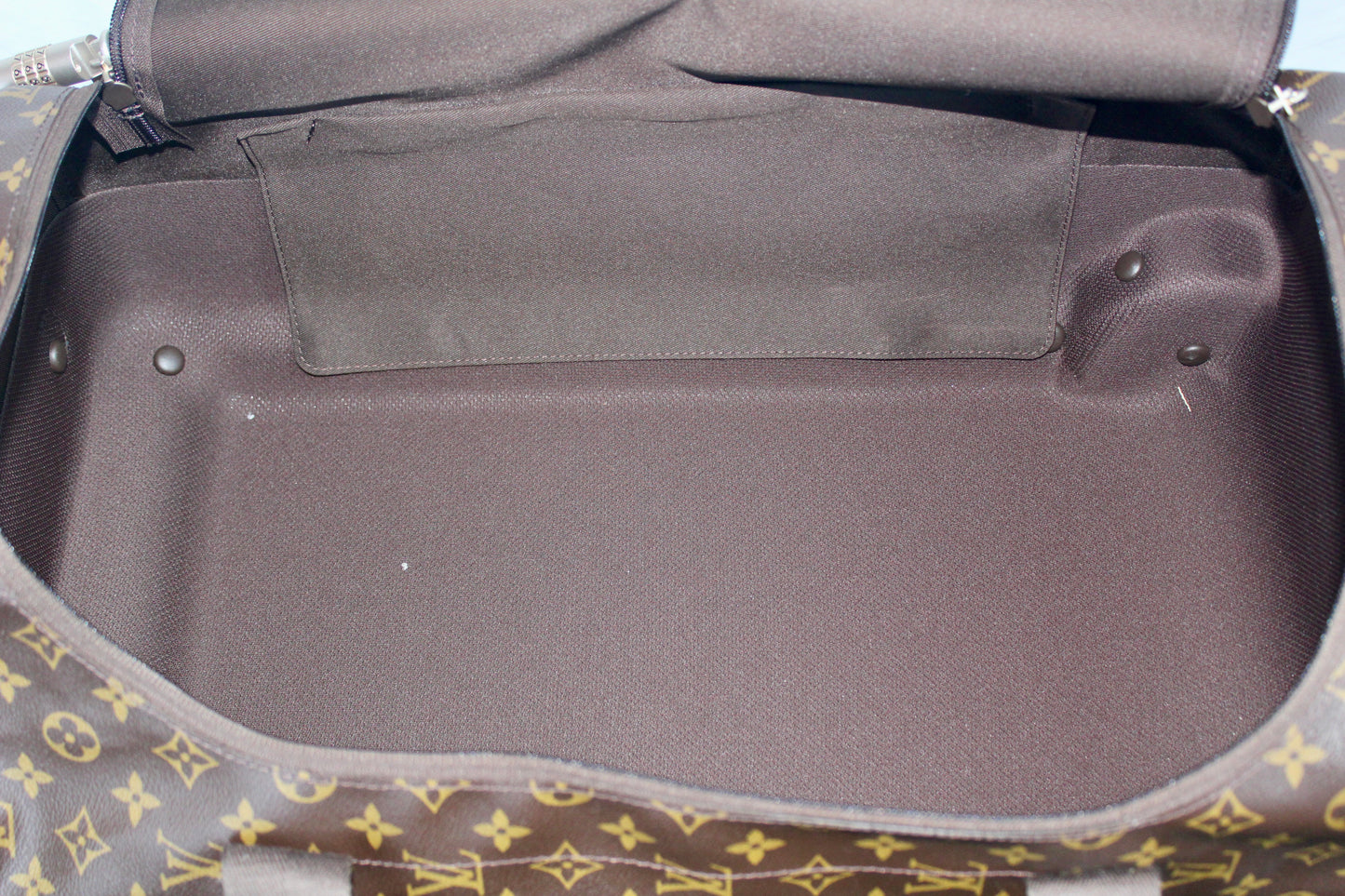 Louis Vuitton Horizon Soft