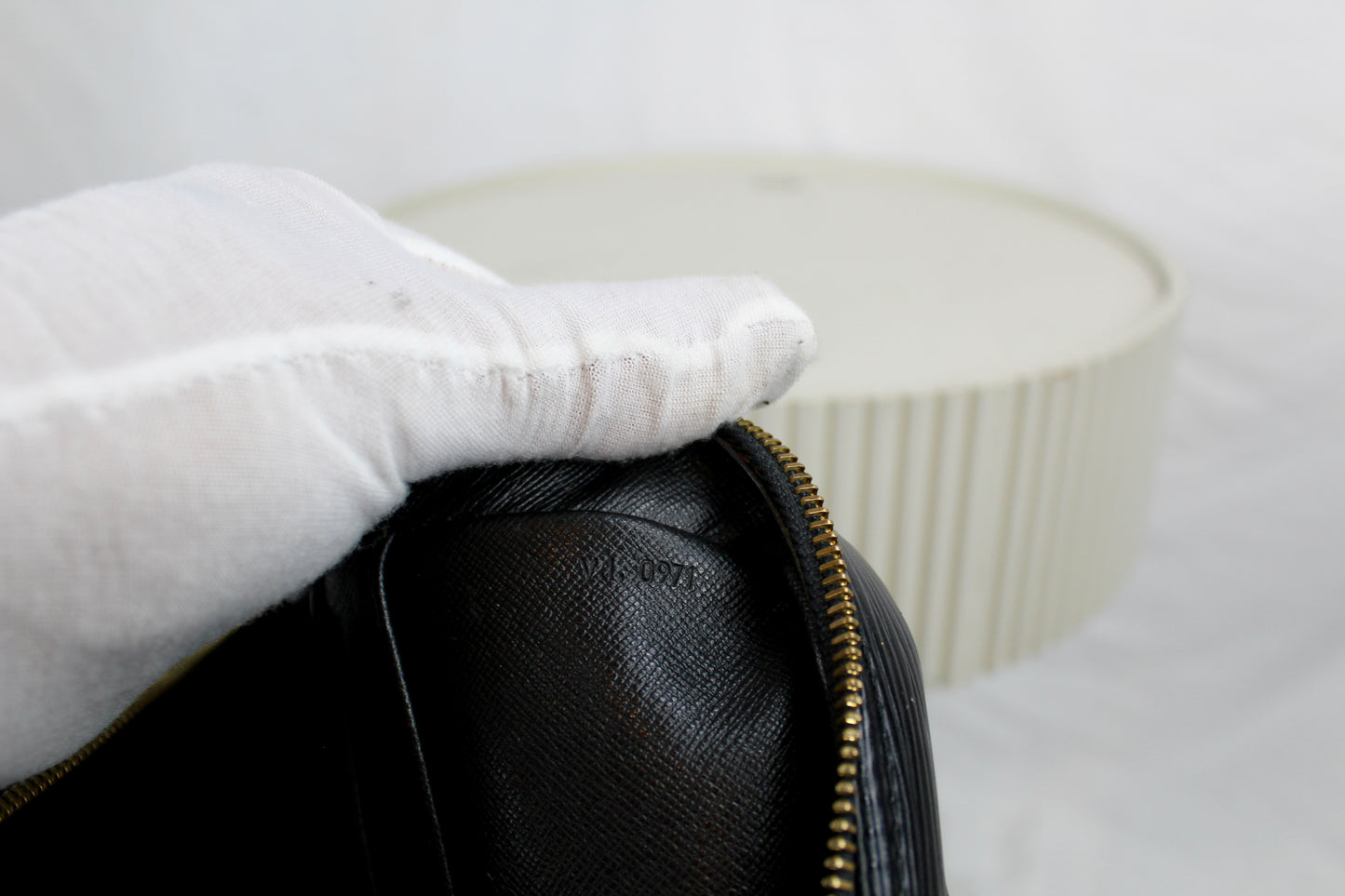 Louis Vuitton Porte Documents Noir