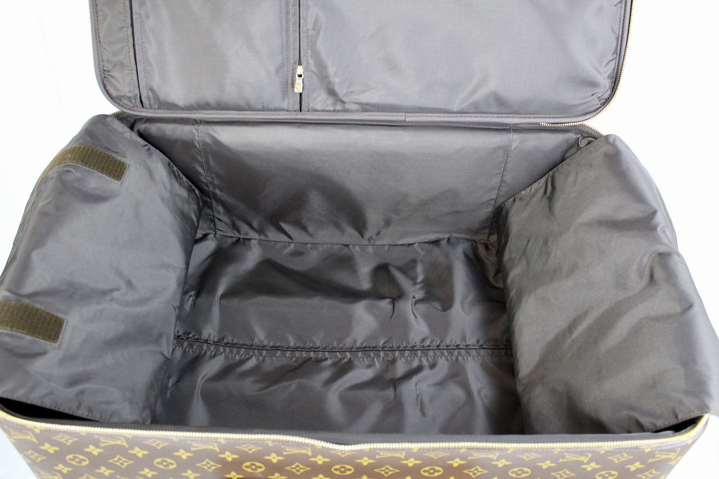Louis Vuitton Pegase 65