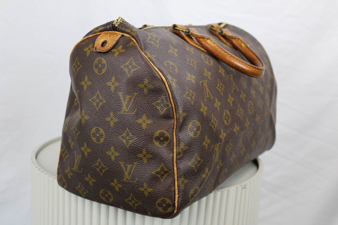 Louis Vuitton Speedy 35