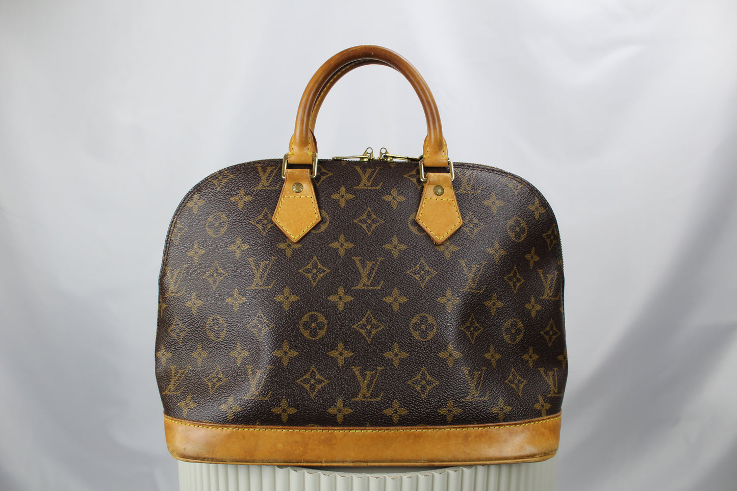 Louis Vuitton Alma