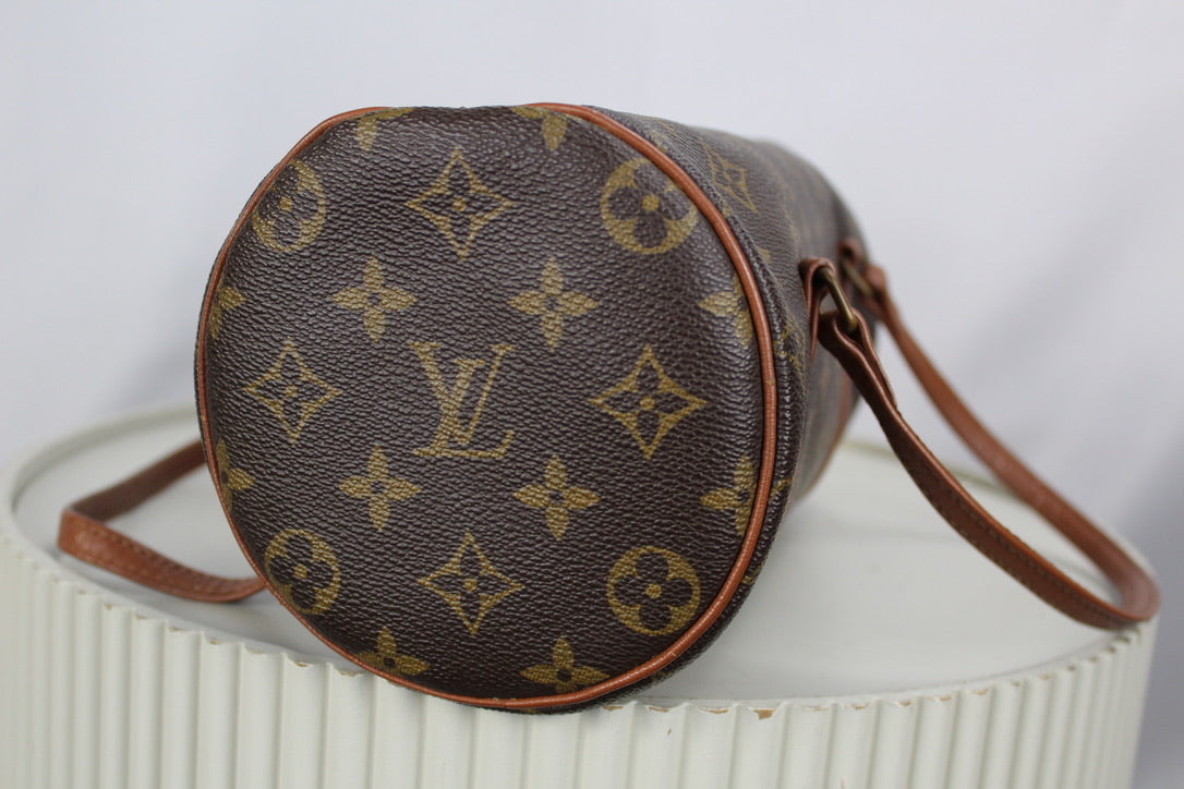 Louis Vuitton Papillon 26