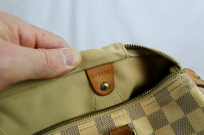 Louis Vuitton Speedy 30