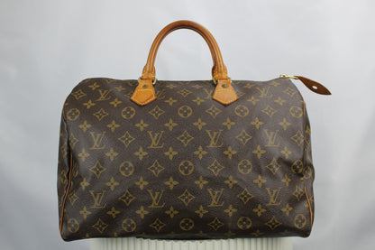 Louis Vuitton Speedy 35