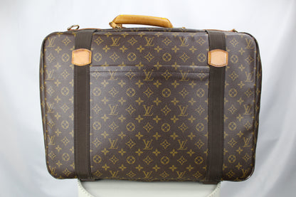 Louis Vuitton Satellite 53