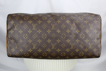 Louis Vuitton Speedy 40