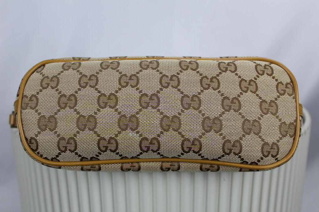 Gucci Boat Pochette