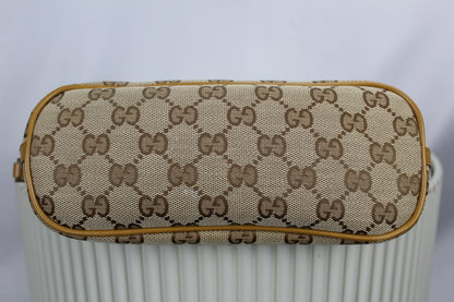 Gucci Boat Pochette