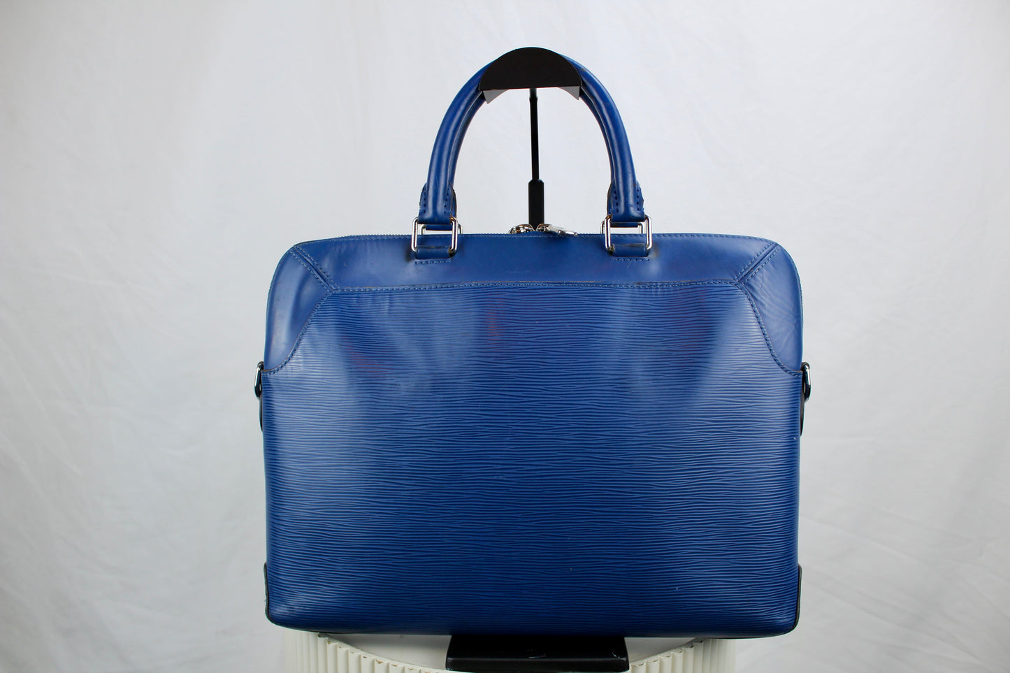 Louis Vuitton Oliver Case