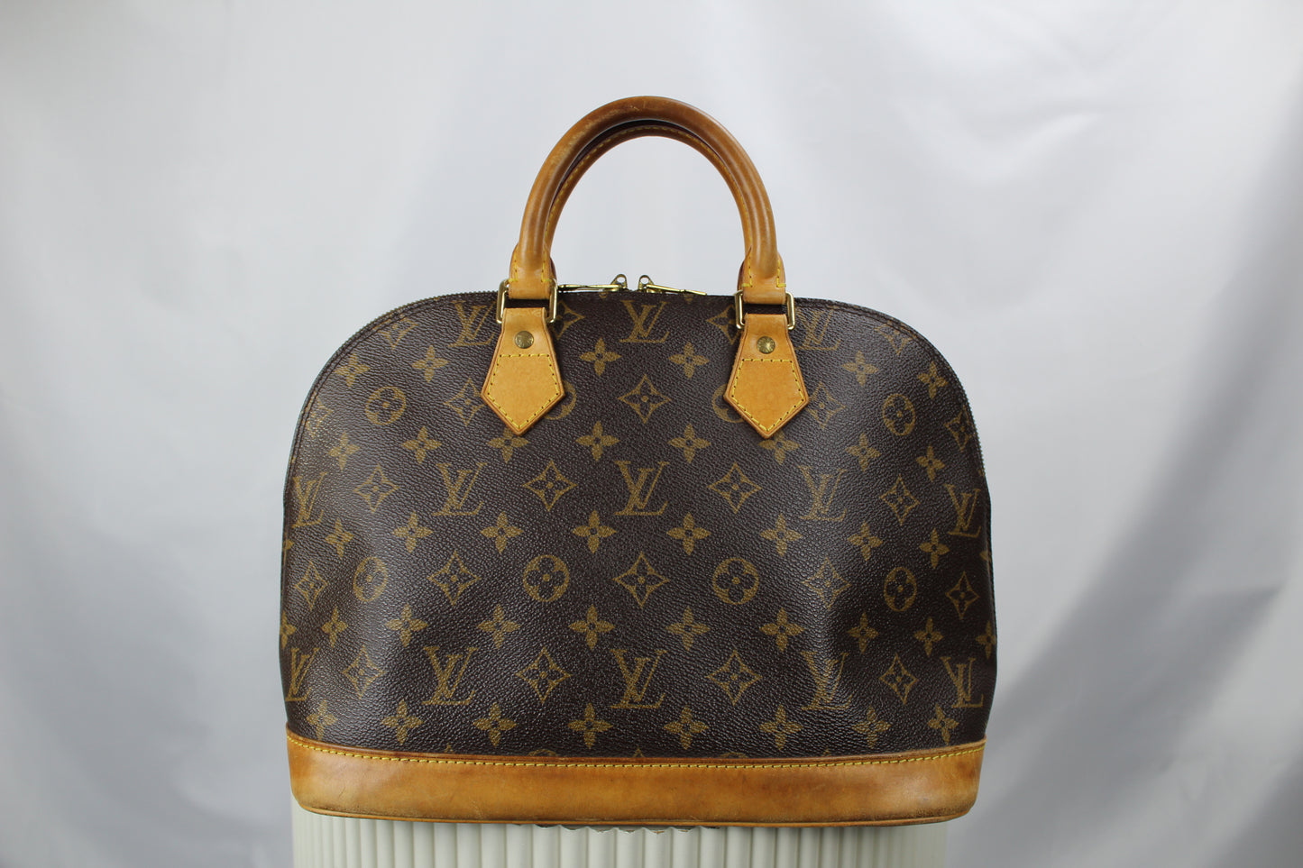 Louis Vuitton Alma