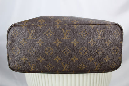 Louis Vuitton Neverfull PM