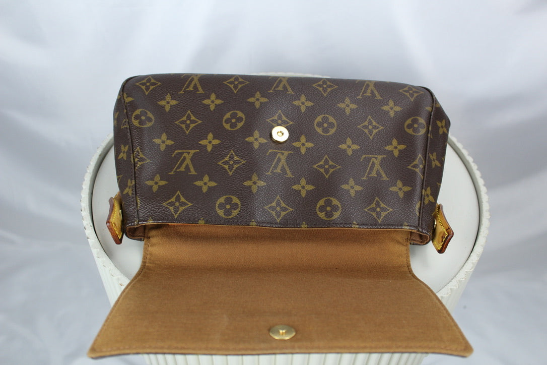 Louis Vuitton Mini Looping