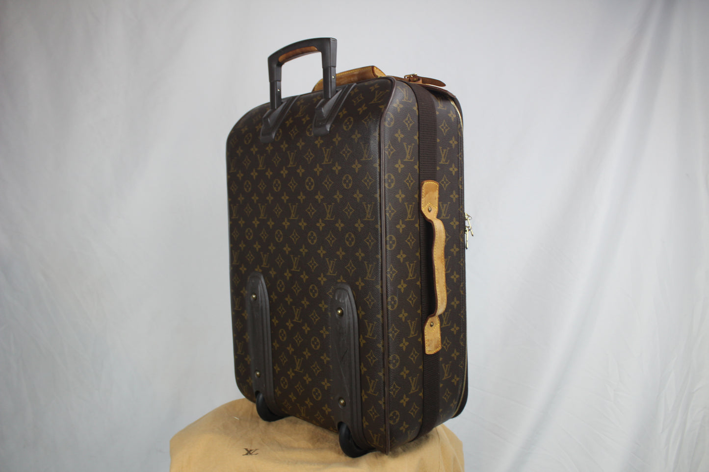 Louis Vuitton Pegase 55