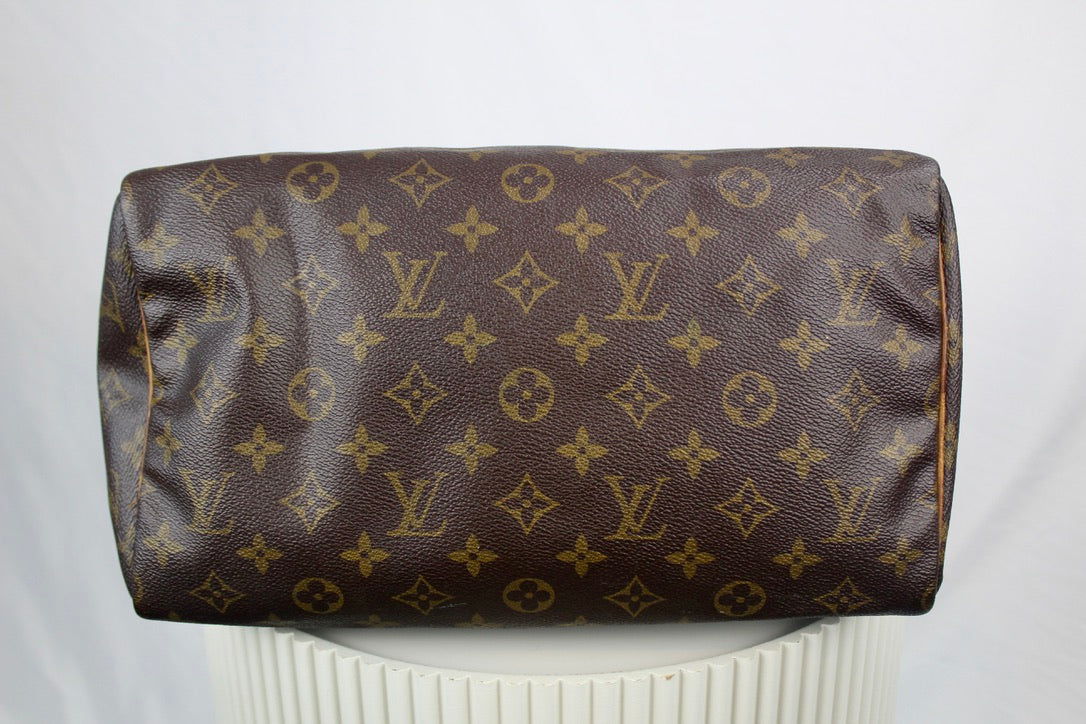 Louis Vuitton Speedy 35
