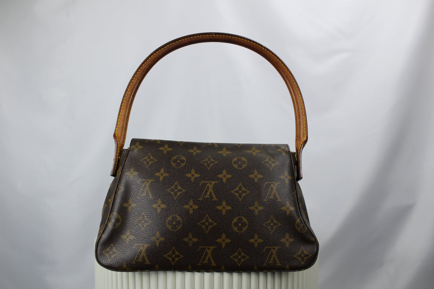 Louis Vuitton Mini Looping