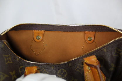 Louis Vuitton Speedy 30