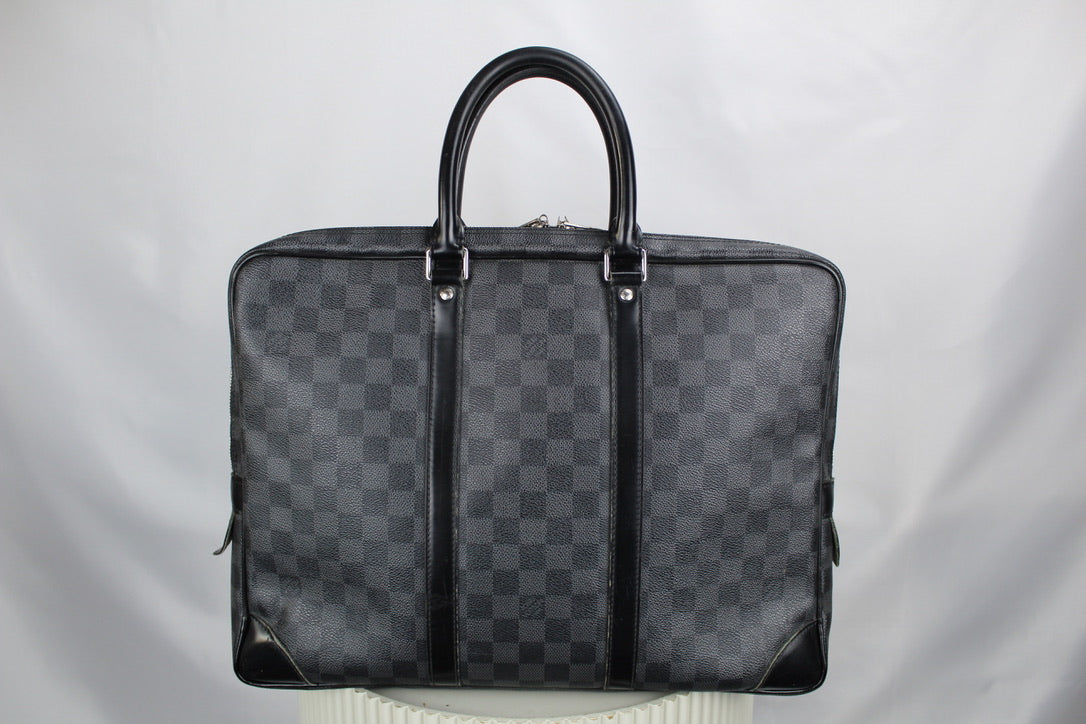 Louis Vuitton Porte Documents Voyage