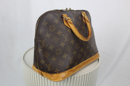 Louis Vuitton Alma