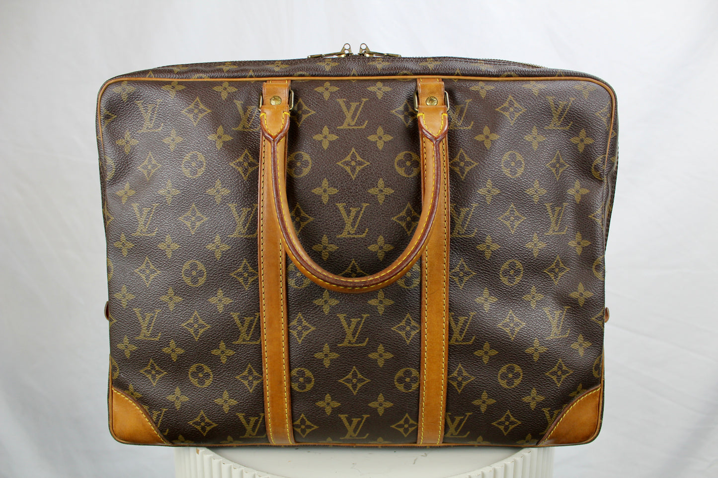 Louis Vuitton Porte Documents Voyage