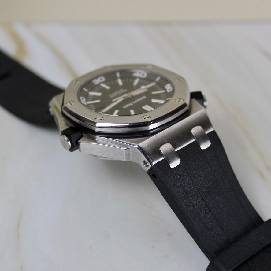 Audemars Piguet Royal Oak Offshore Diver - 15710ST