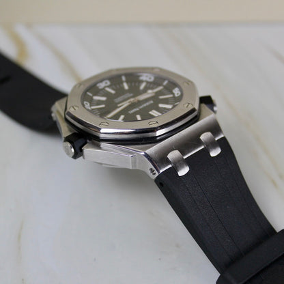 Audemars Piguet Royal Oak Offshore Diver - 15710ST
