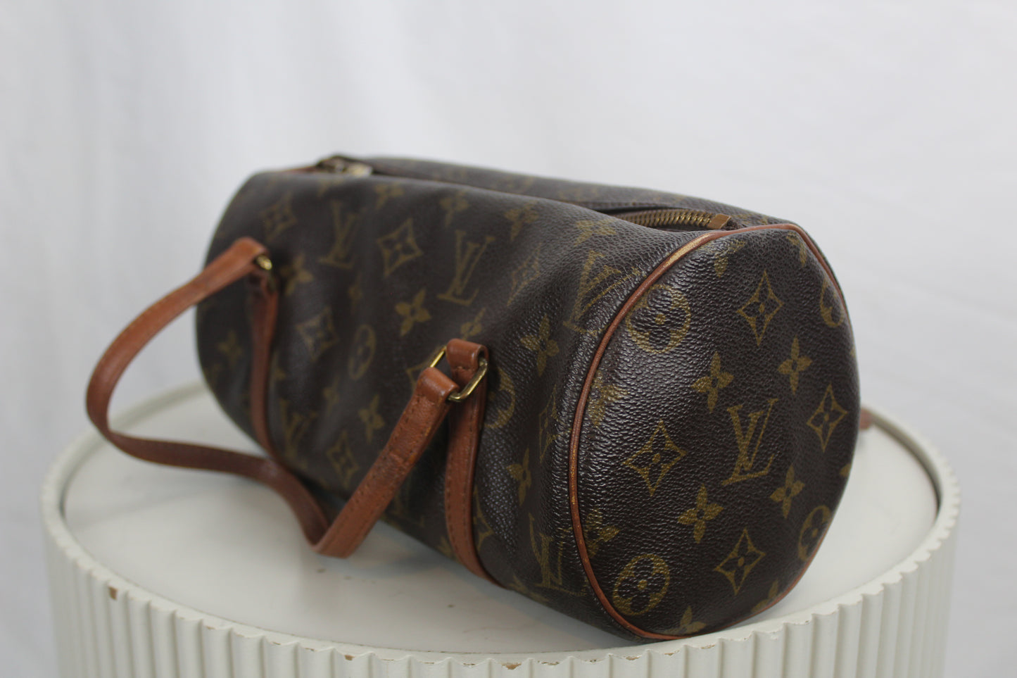 Louis Vuitton Papillon 26
