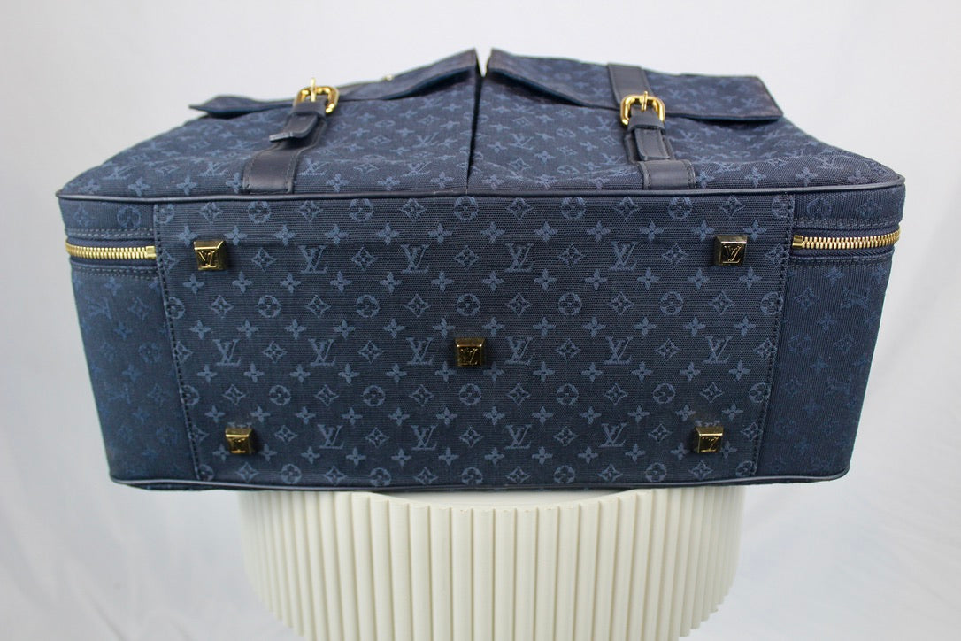 Louis Vuitton Claudine Navy