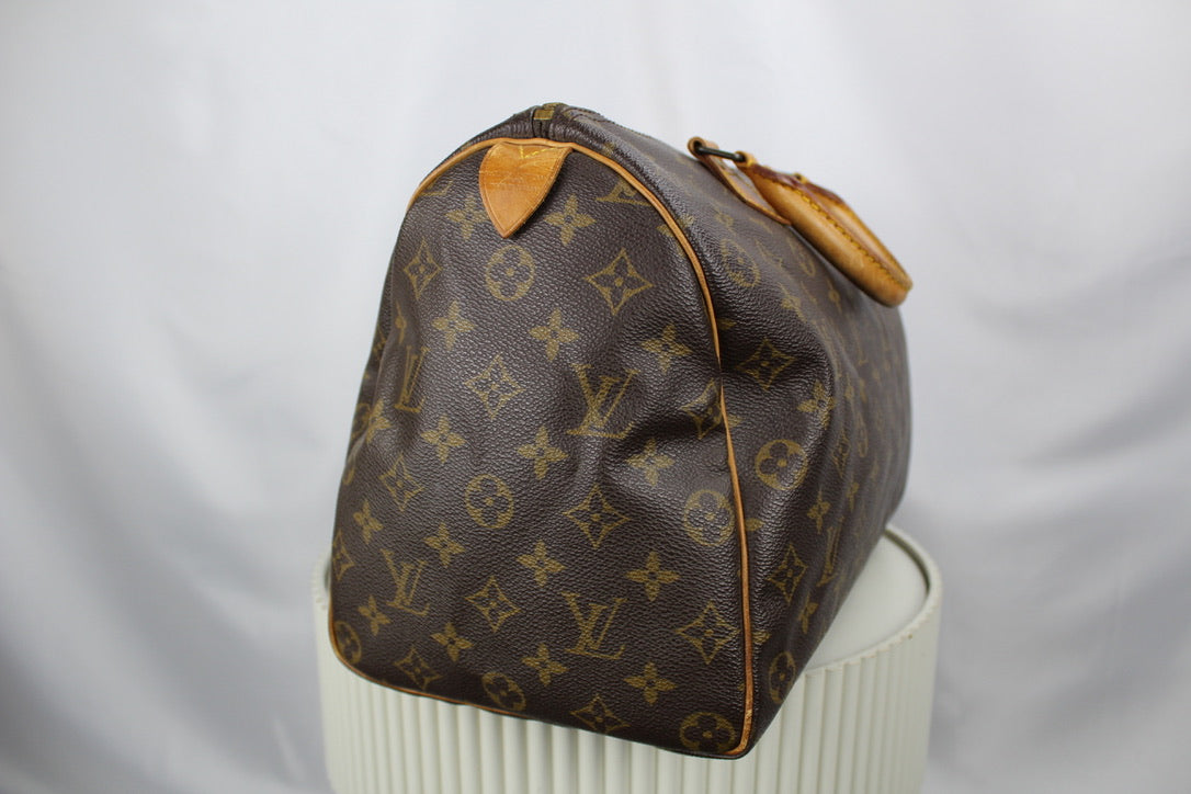 Louis Vuitton Speedy 35