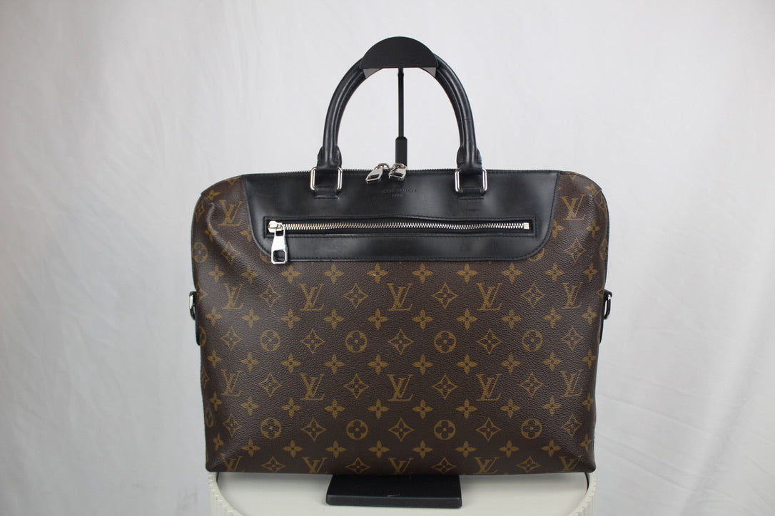 Louis Vuitton Porte Documents Macassar