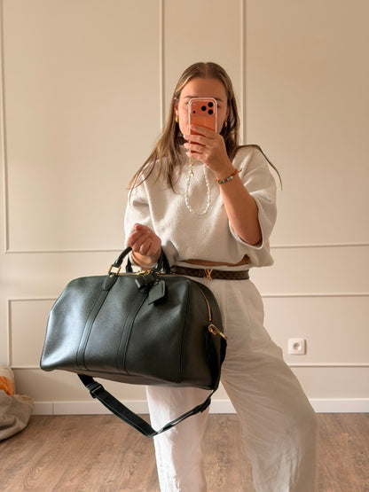 Louis Vuitton Taiga Kendall