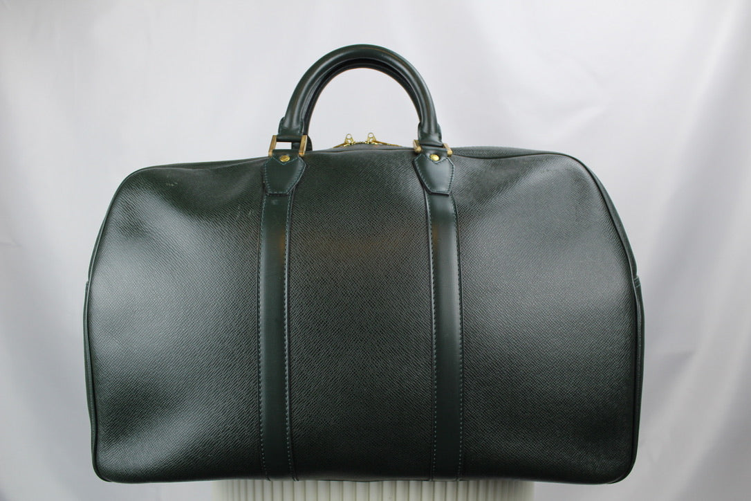 Louis Vuitton Taiga Kendall
