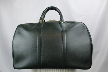 Louis Vuitton Taiga Kendall
