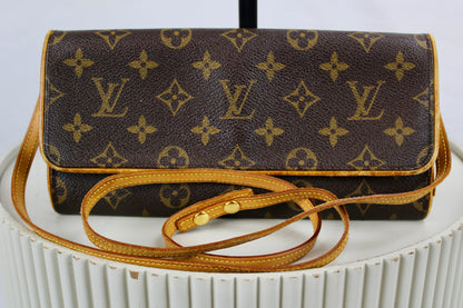 Louis Vuitton Pochette Twin GM