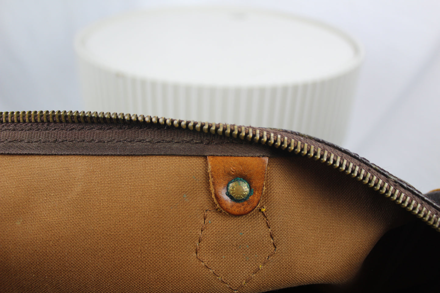 Louis Vuitton Speedy 35