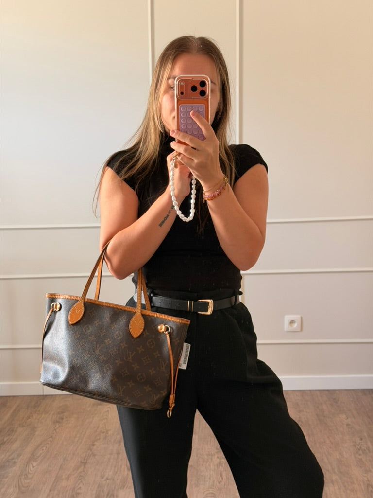Louis Vuitton Neverfull PM