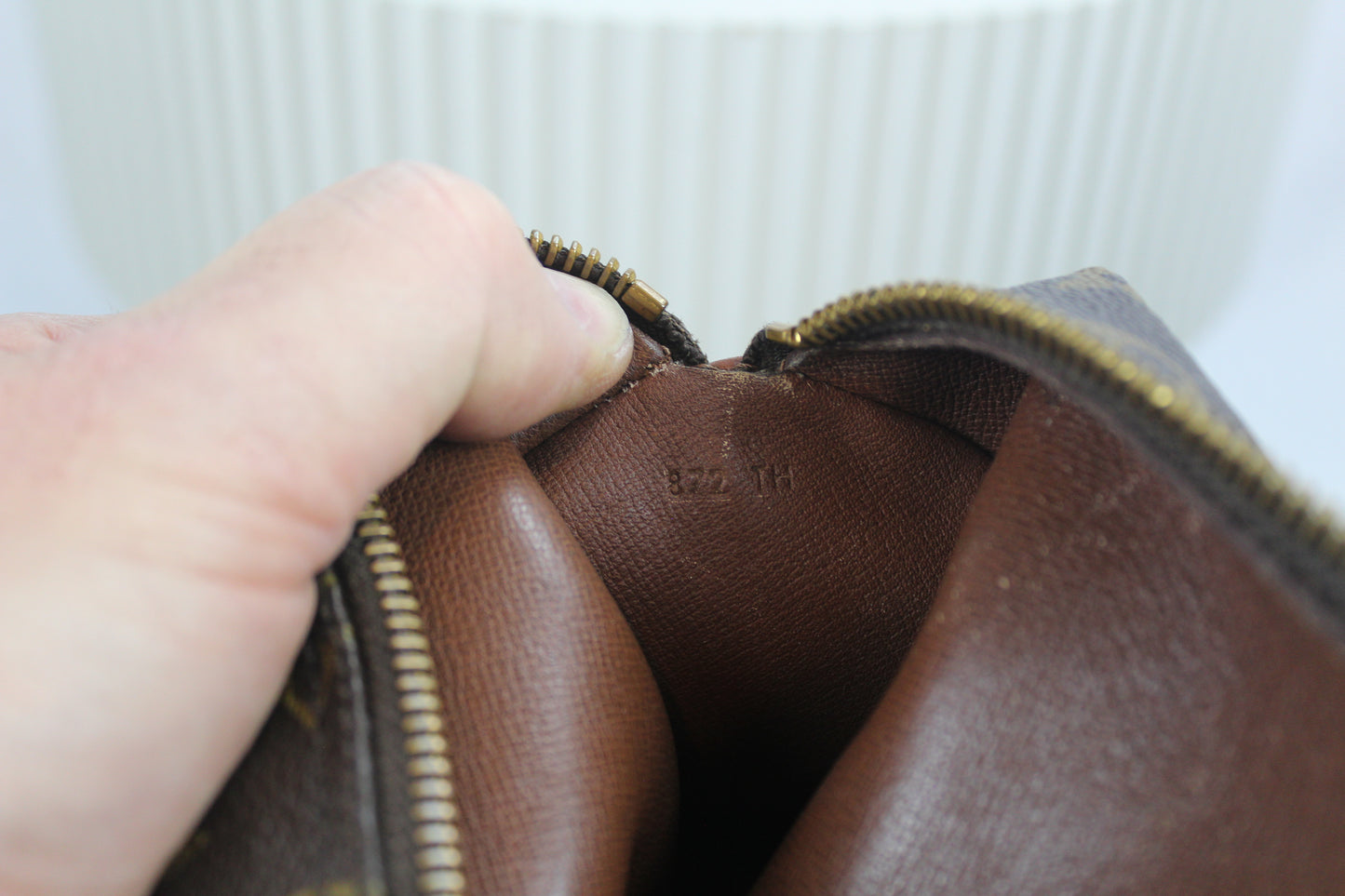 Louis Vuitton Papillon 26