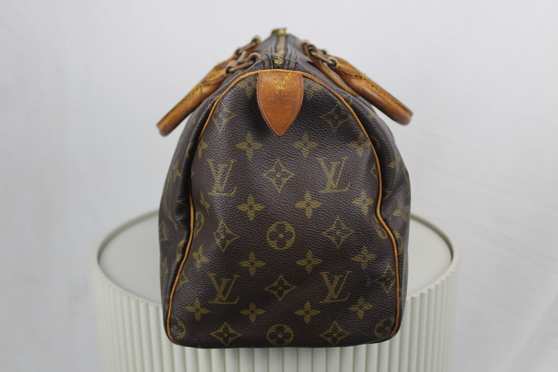 Louis Vuitton Speedy 30