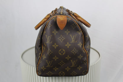 Louis Vuitton Speedy 30