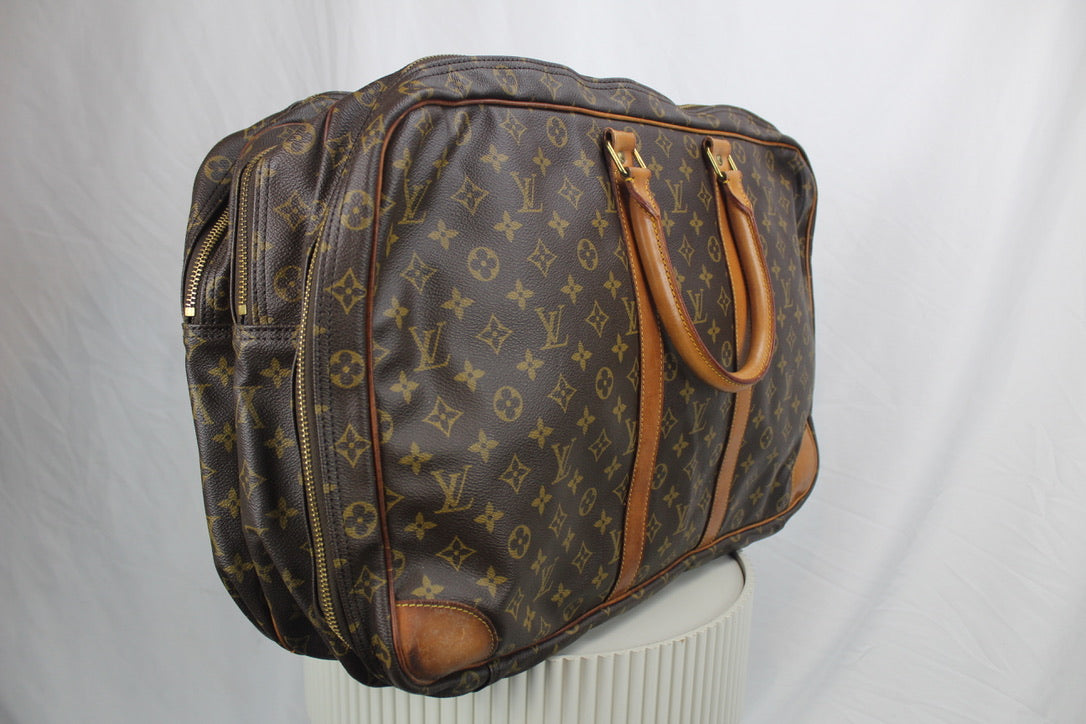 Louis Vuitton Sirius 55