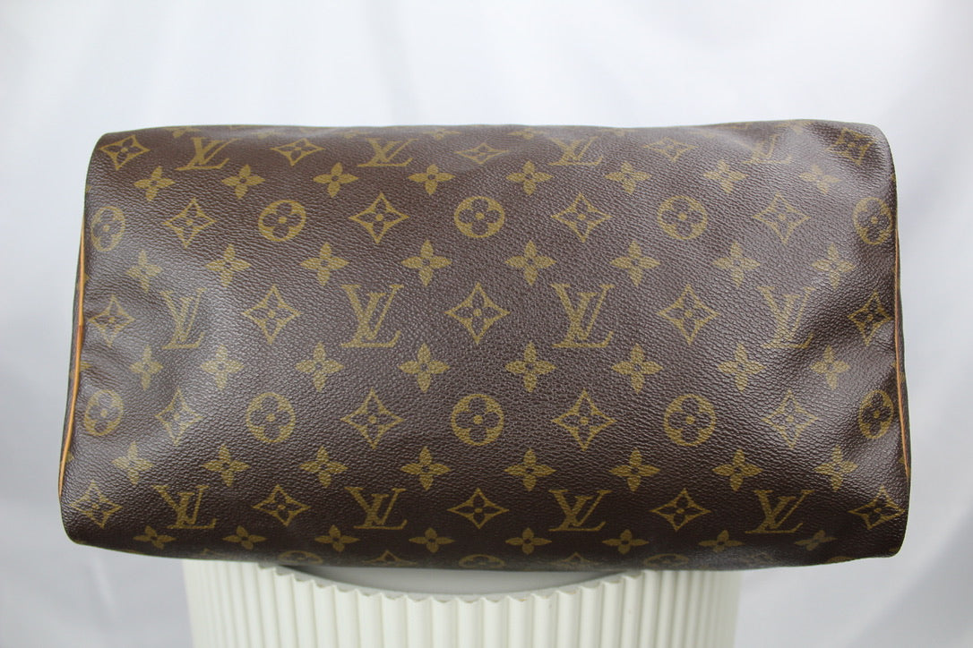 Louis Vuitton Speedy 35