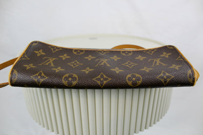 Louis Vuitton Pochette Twin GM