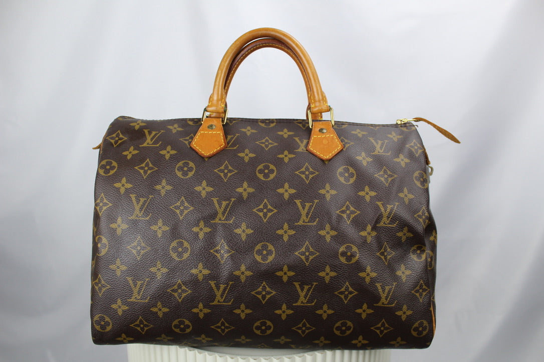 Louis Vuitton Speedy 35