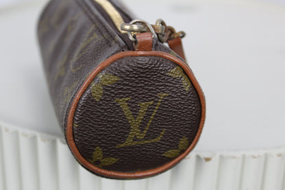 Louis Vuitton Papillon 30 with pouch