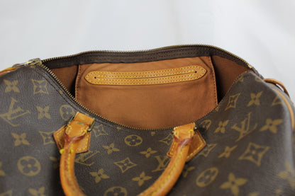 Louis Vuitton Speedy 30