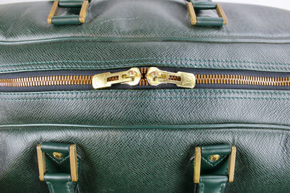 Louis Vuitton Kendall GM Taiga